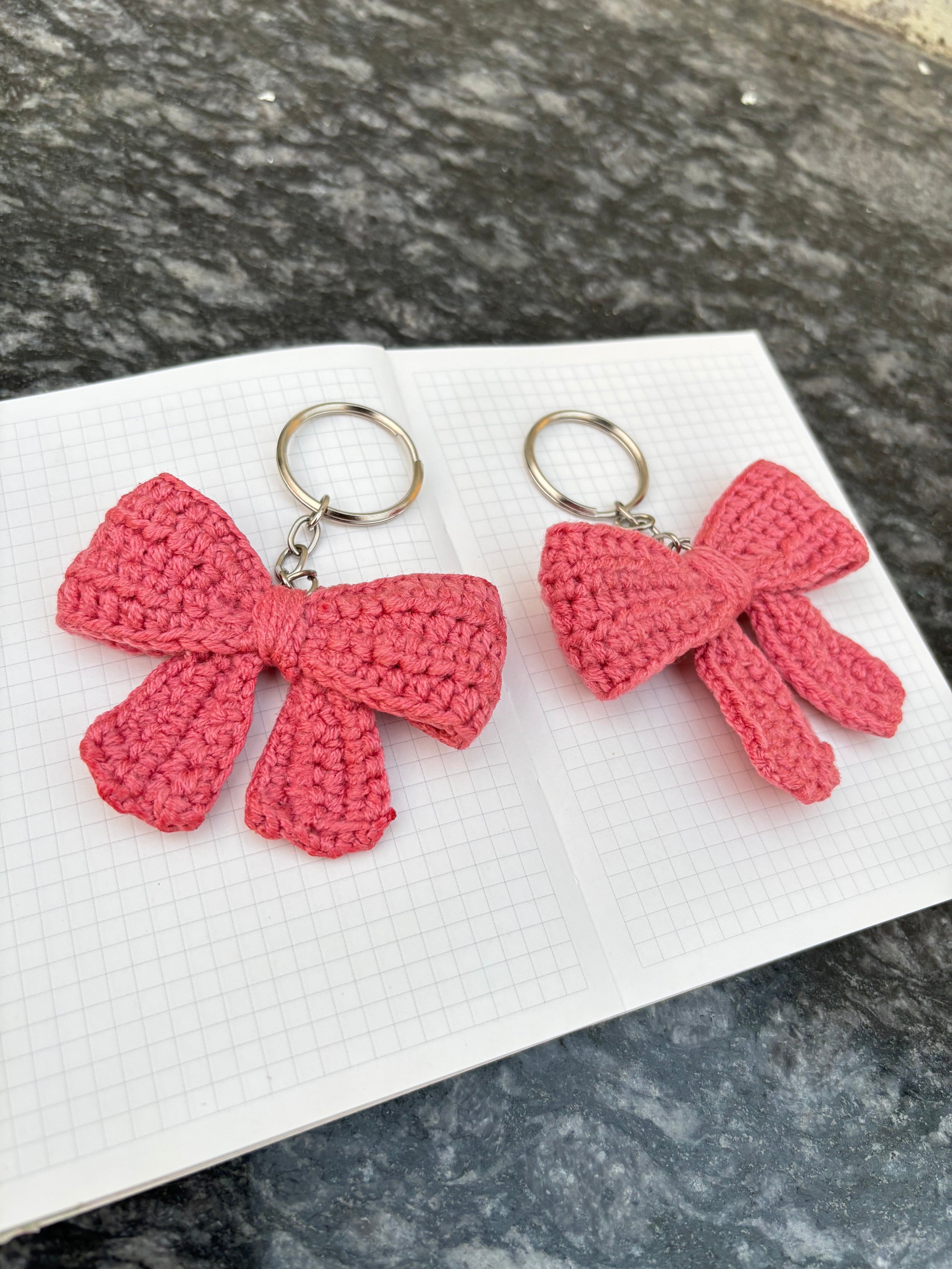 Bow keychain